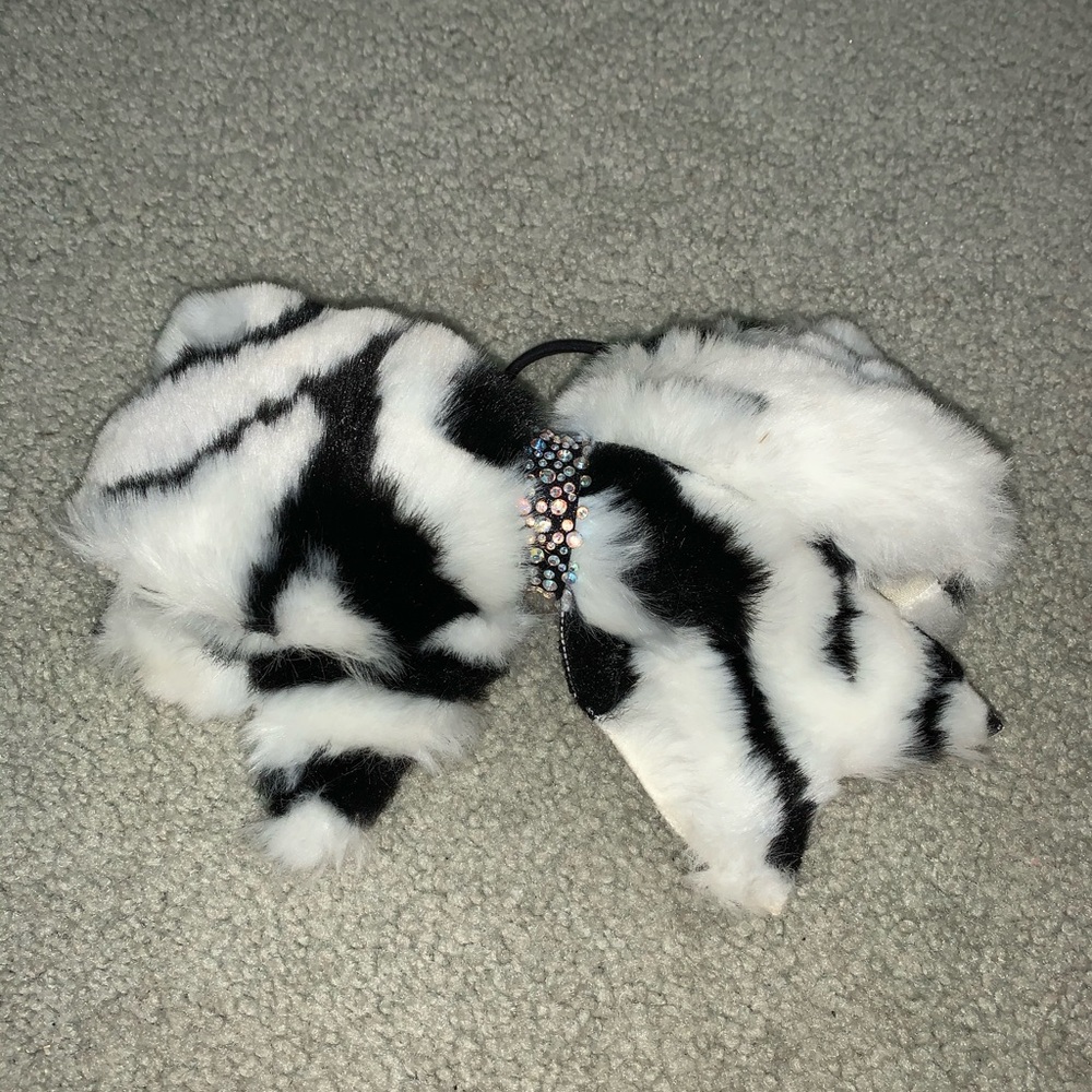 Super Cute Fluffy Cheerleading Bow